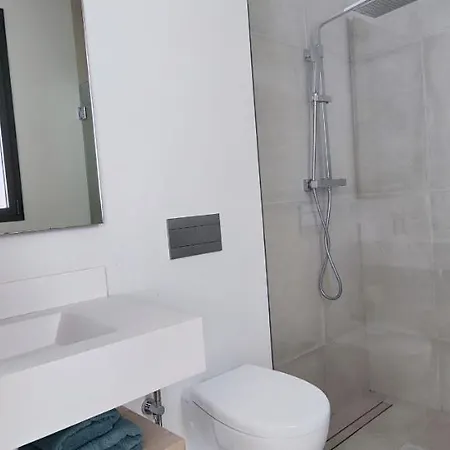 Exquisite 4 Bdrms 7 Min To Puerto Banus 11 Villa *